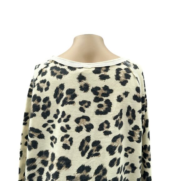 By Together Leopard Print Boxy Fit Long Sleeve Crewneck Sweatshirt Women M - Picture 4 of 10